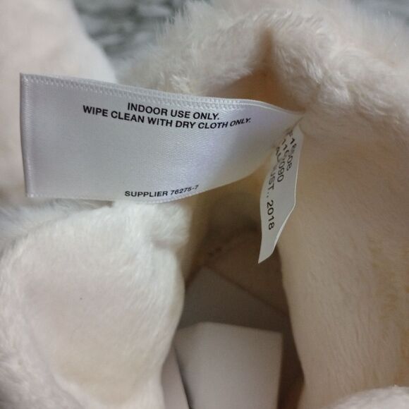 Mixit Cream Color Slipper Boots with Embroidered Owl Detail Size Medium 1-2 - Picture 13 of 13